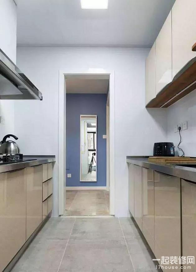 70㎡小户型二居室,书房里面放张隐形床超实用! 70㎡小户型二居室,书房里面放张隐形床超实用!